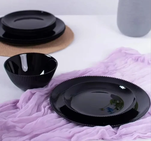Luxury Vertical Stripe Black Ribbed Opal Glassware Dinner Set high quality