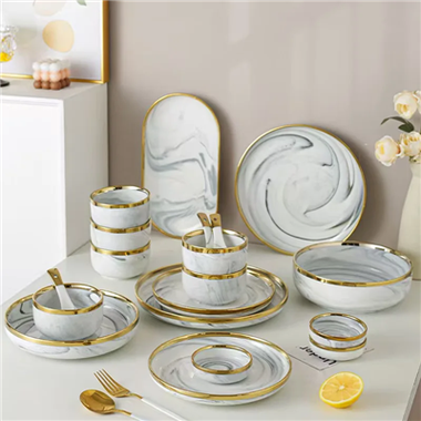 Luxury Gold Rim Ceramic Dinnerware Set